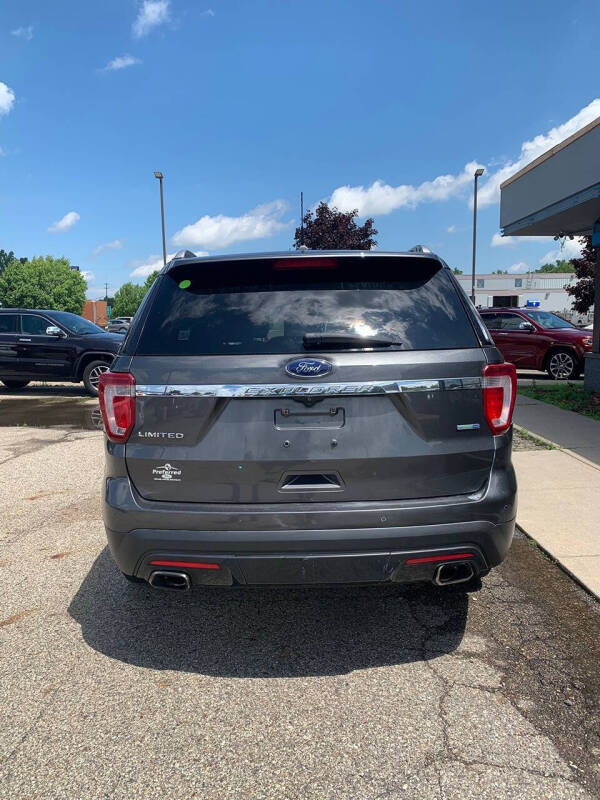 2018 Ford Explorer XLT