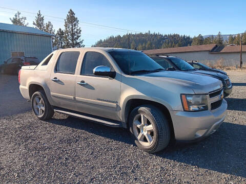 2008 Chevrolet Avalanche for sale at Honest John's Auto Sales in Kettle Falls WA