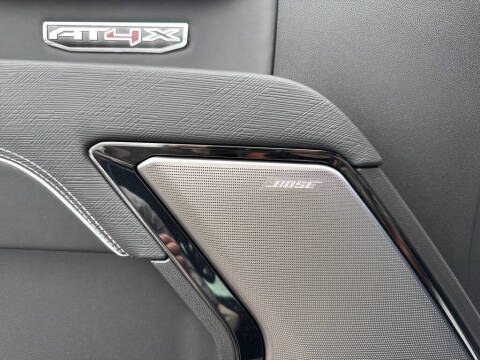 2025 GMC Sierra 1500 AT4X