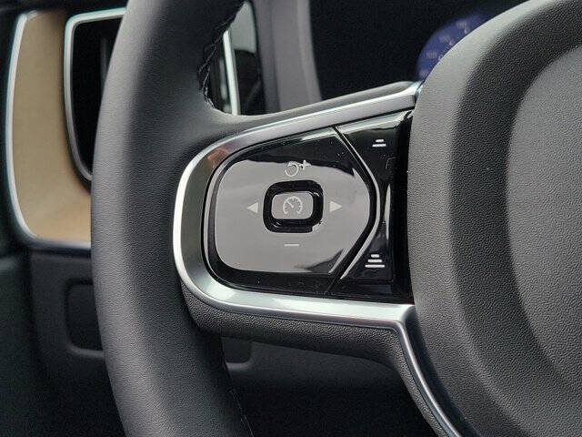 2026 Volvo XC60 B5 Core