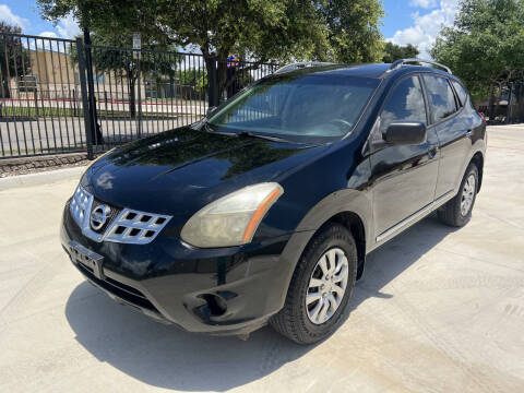 2014 Nissan Rogue Select S Photo
