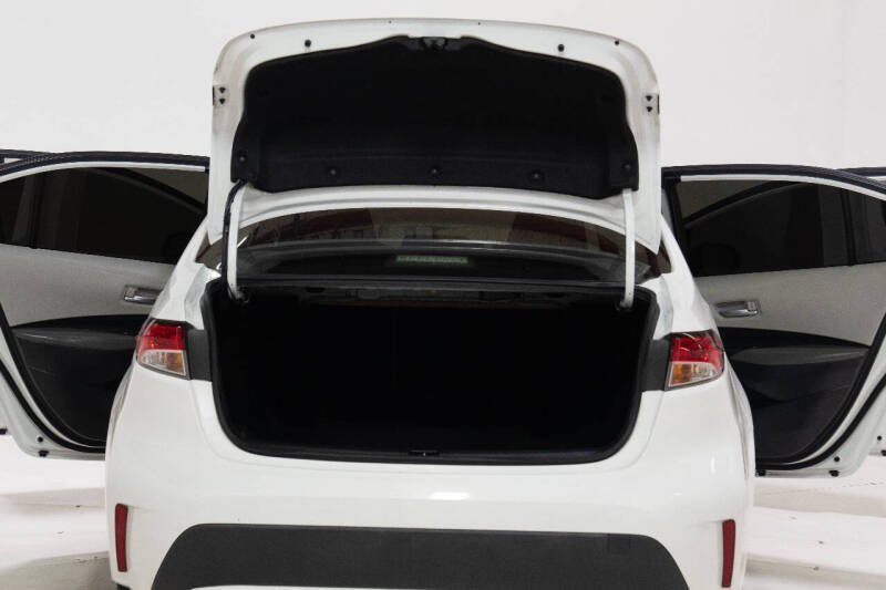 2020 Toyota Corolla Hybrid LE