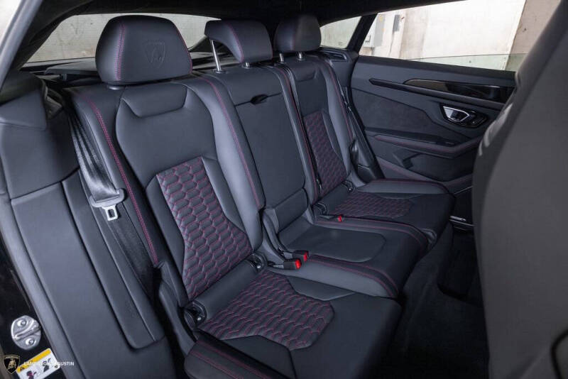 2024 Lamborghini Urus S