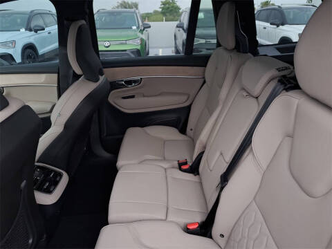 2026 Volvo XC90 B6 Plus 7P