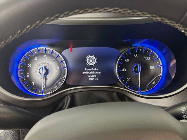 2022 Chrysler Pacifica Touring L