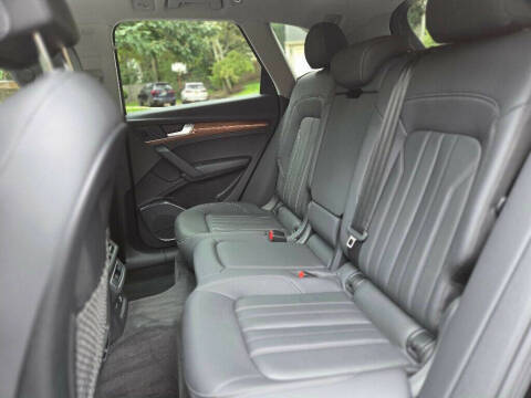 2021 Audi Q5 quattro Premium 45 TFSI