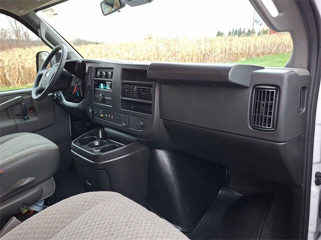 2024 Chevrolet Express LT 3500