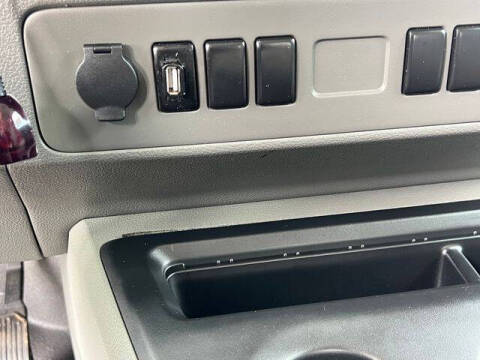 2017 Nissan NV