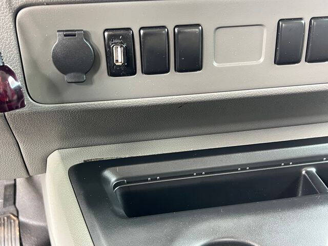2017 Nissan NV