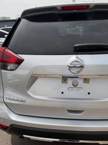 2020 Nissan Rogue SV