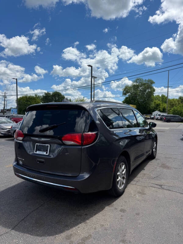 2020 Chrysler Pacifica Touring