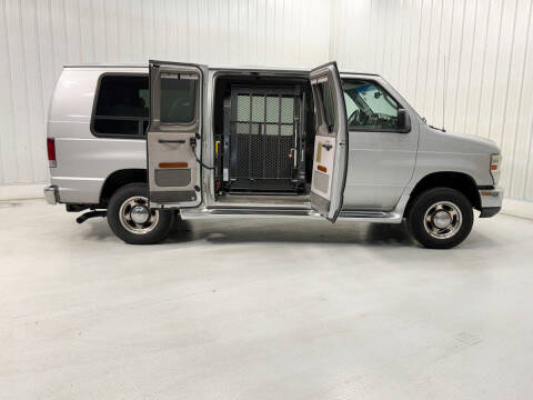 2011 Ford E-Series E-150