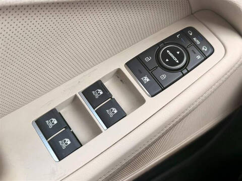 2017 Genesis G80