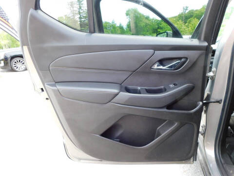 2018 Chevrolet Traverse LT Cloth