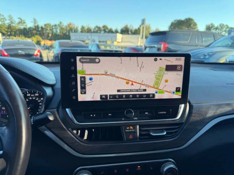 2023 Nissan Altima 2.5 SV