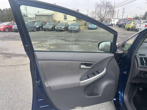 2011 Toyota Prius Two