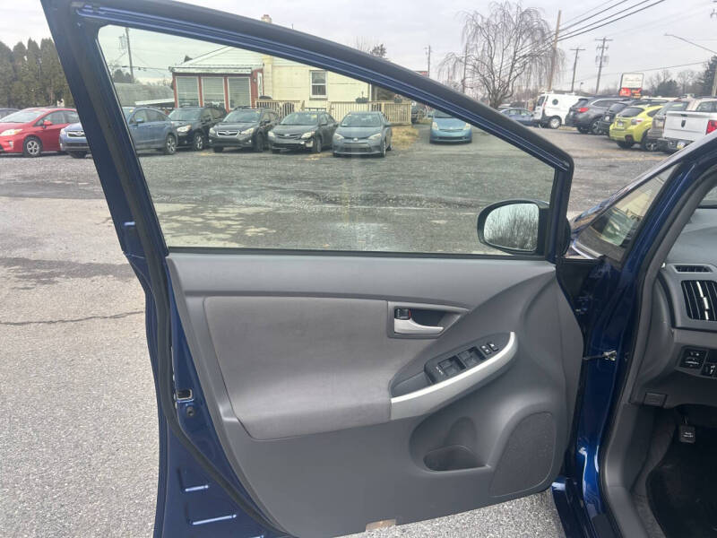 2011 Toyota Prius Two