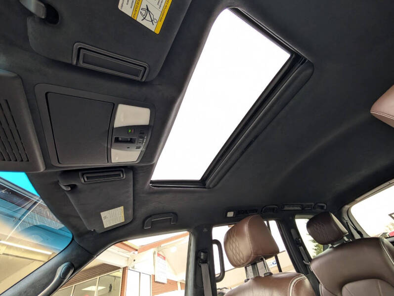 2017 Infiniti QX80 Limited