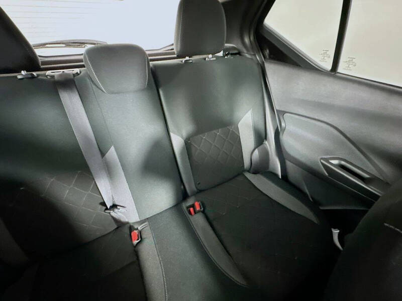2019 Nissan Kicks SV