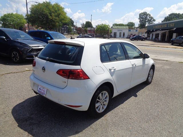 2016 Volkswagen Golf TSI SE