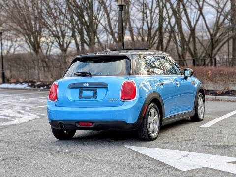 2016 MINI Hardtop 4 Door Cooper