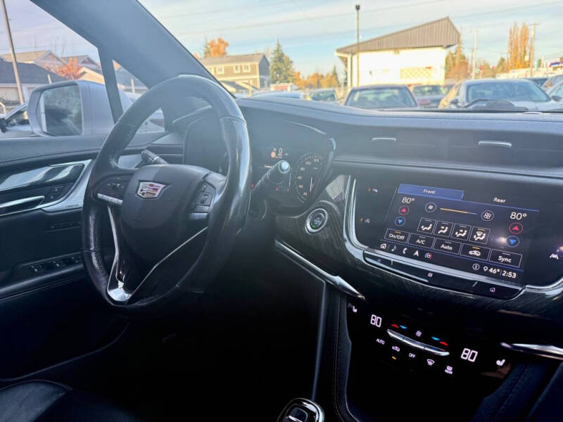 2020 Cadillac XT6 Premium Luxury