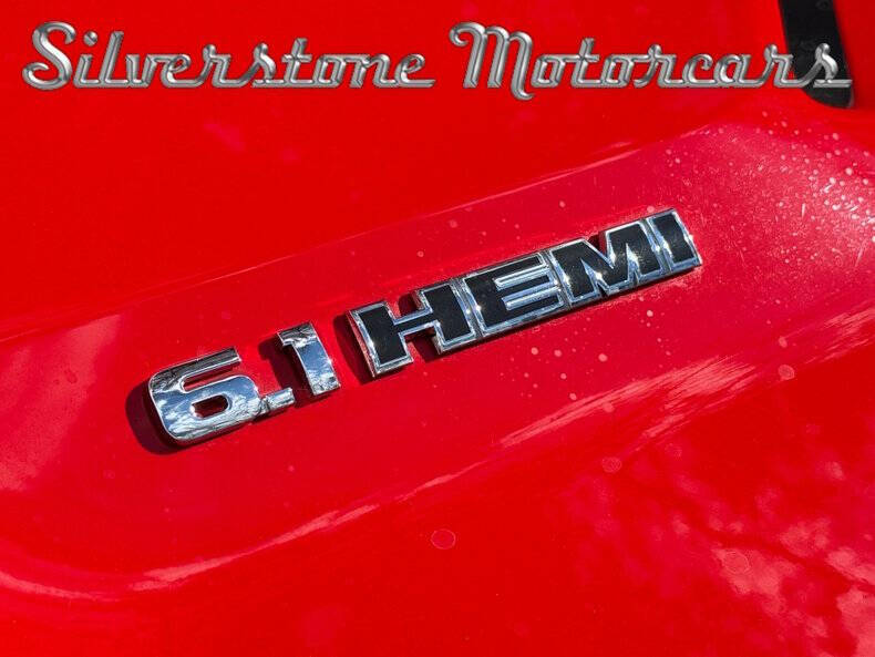 2010 Dodge Challenger SRT8