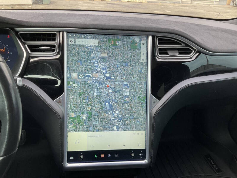 2016 Tesla Model S 70D