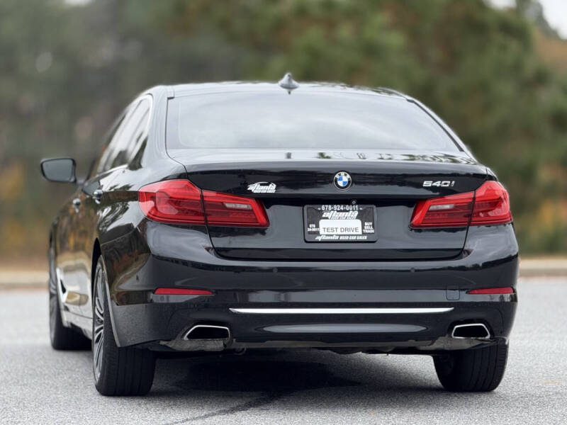 2018 BMW 5 Series 540i