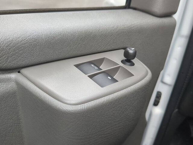 2025 Chevrolet Express 2500