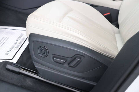 2024 Audi Q8 e-tron quattro Premium Plus