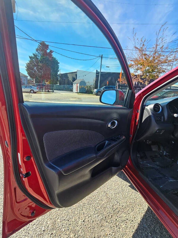 2014 Nissan Versa 1.6 SV