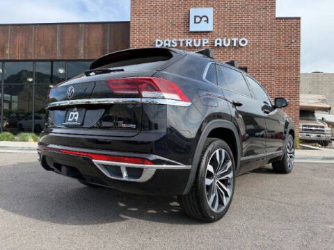 2022 Volkswagen Atlas Cross Sport V6 SEL Premium R-Line 4Motion