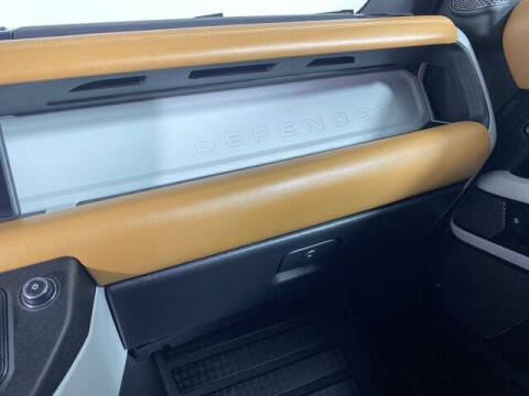 2023 Land Rover Defender 90 X-Dynamic SE