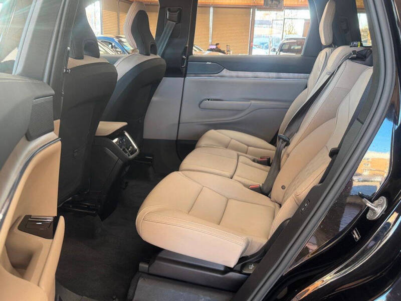 2025 Volvo EX90 Twin Plus 7P