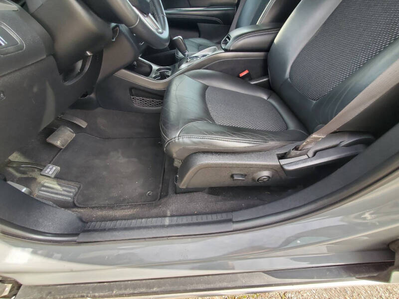 2019 Dodge Journey Crossroad