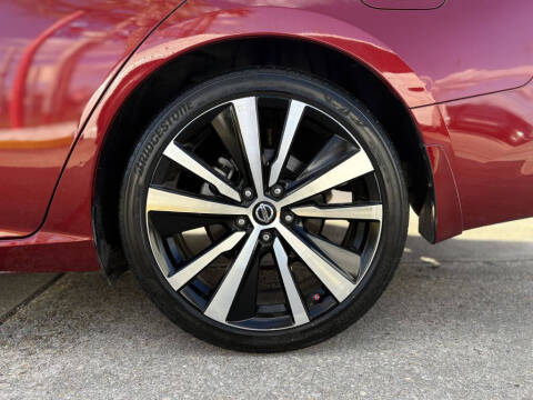 2020 Nissan Altima 2.5 SR