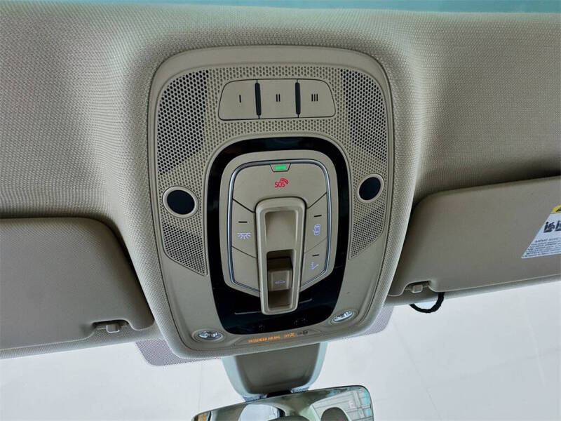 2019 Audi A4 quattro Premium Plus 45 TFSI