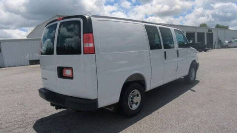 2025 Chevrolet Express 2500