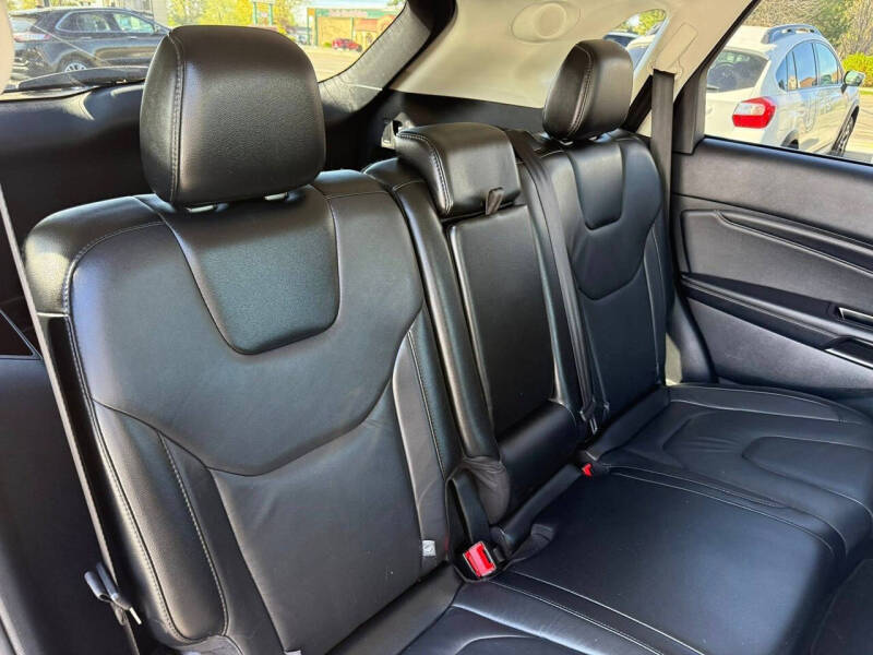 2016 Ford Edge Titanium