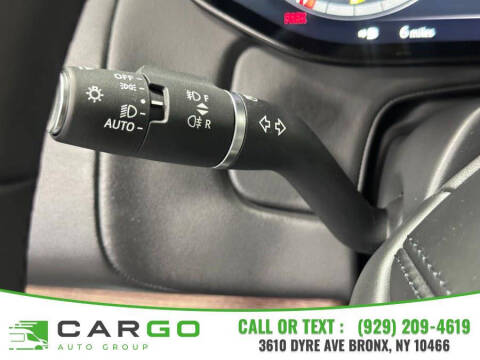 2025 Land Rover Range Rover P400 SE LWB