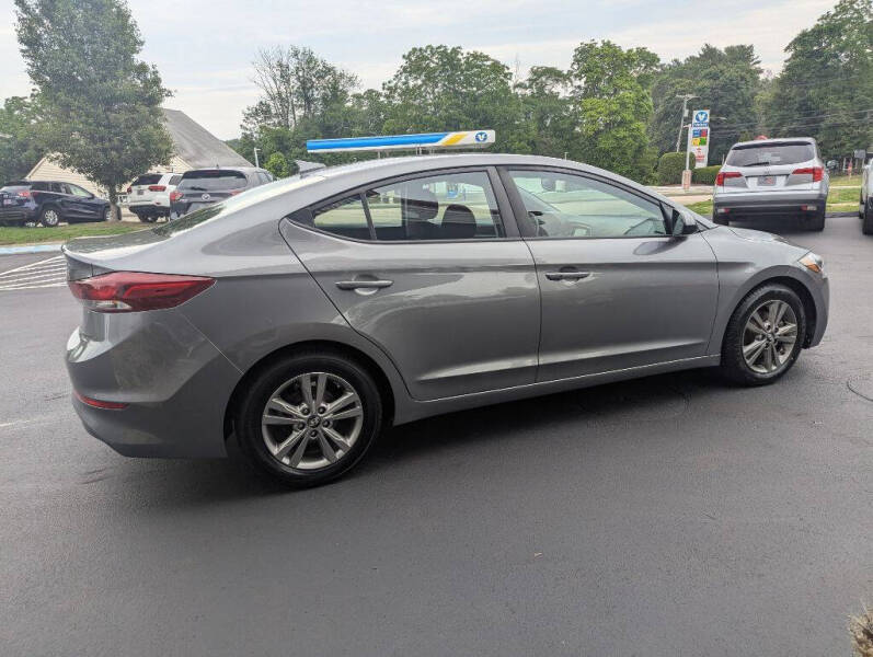2018 Hyundai Elantra