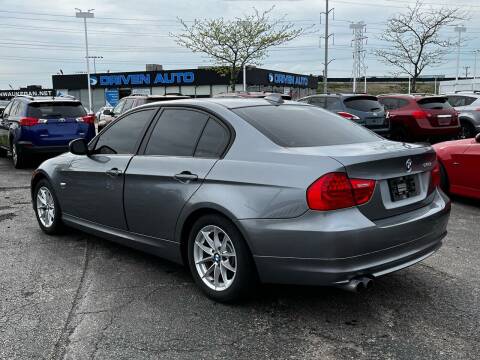 2010 BMW 3 Series for sale at North Chicago Car Sales Inc in Waukegan IL