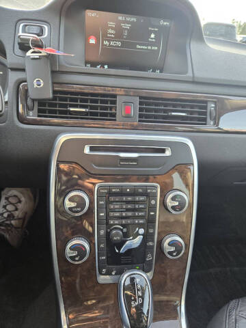 2015 Volvo XC70 T6 Platinum