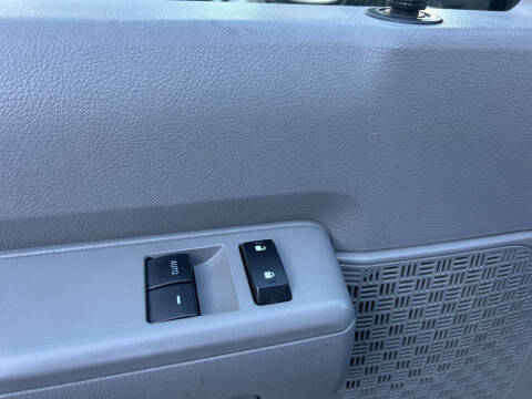 2014 Ford E-Series E-150