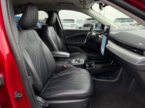 2021 Ford Mustang Mach-E Select