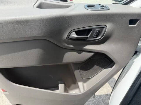 2025 Ford Transit