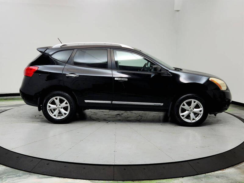 2011 Nissan Rogue SV