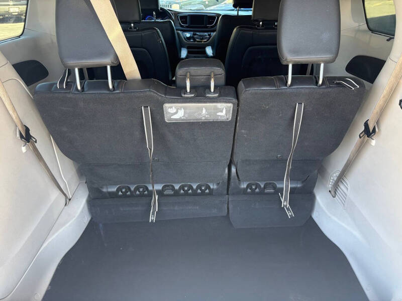 2019 Chrysler Pacifica Touring L
