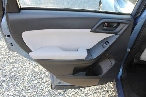 2015 Subaru Forester 2.5i